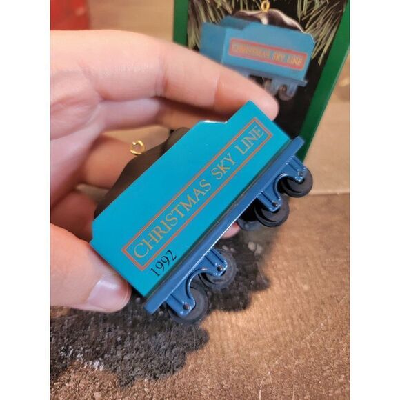 Hallmark 1992 Skyline coal car ornament Xmas Decor train - Picture 5 of 5